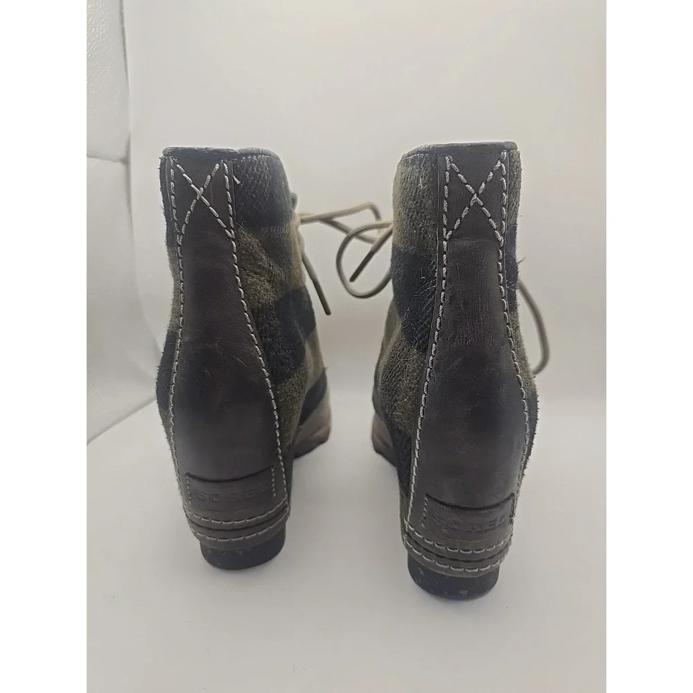 Sorel Buffalo Check Plaid PDX Wedge Boots Bootie Olive Green Women's Size Size 6